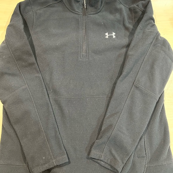 Under Armour Cold weather Fleece. - Picture 2 of 3